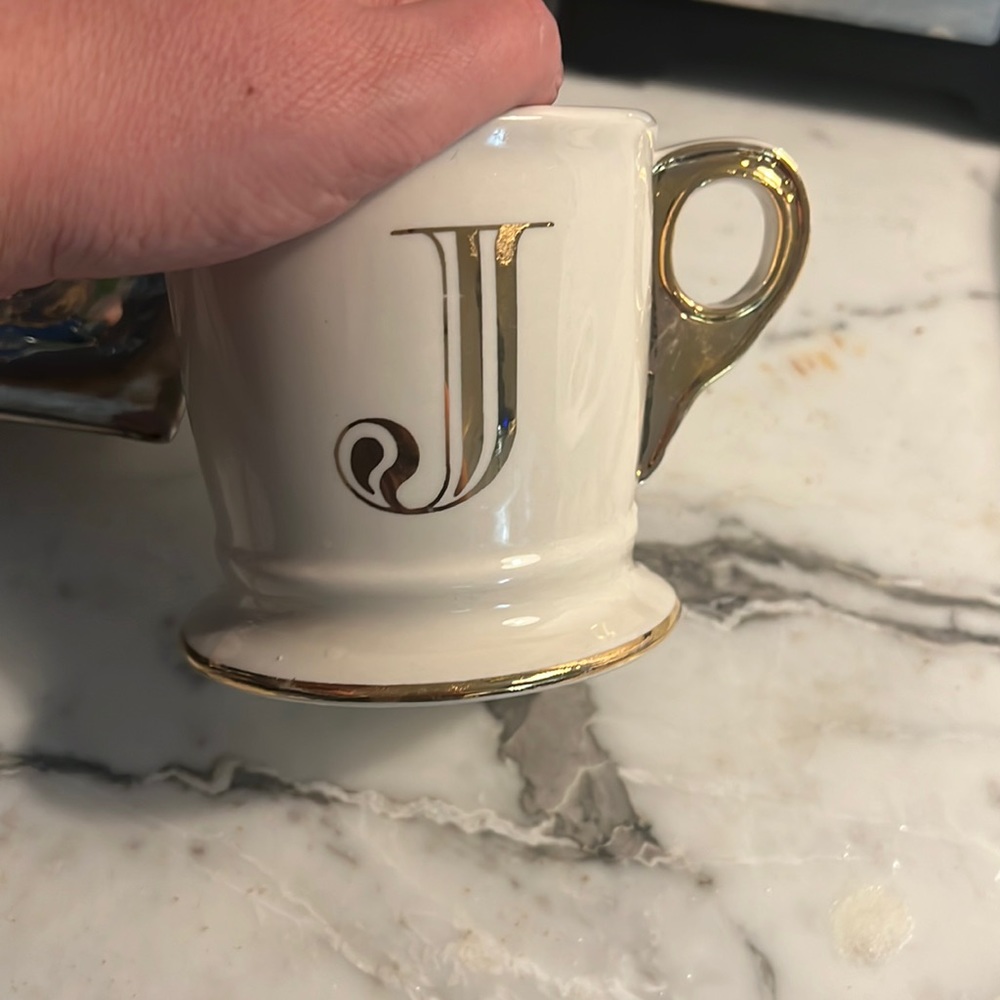 $11 ADD ON Anthropologie “J” monogram mug coffee cup cream and‎ gold